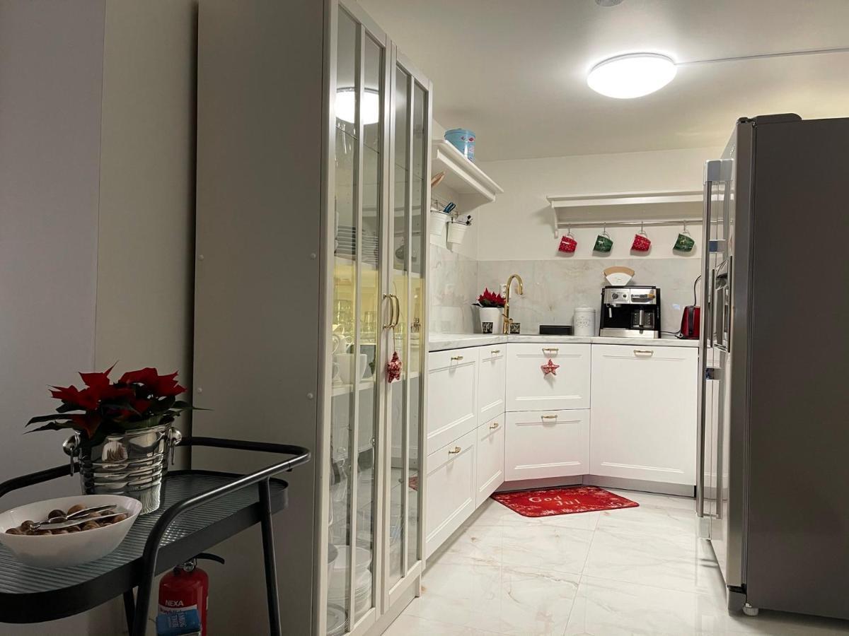 Vid Gekas Ullared Boende B&B エクステリア 写真