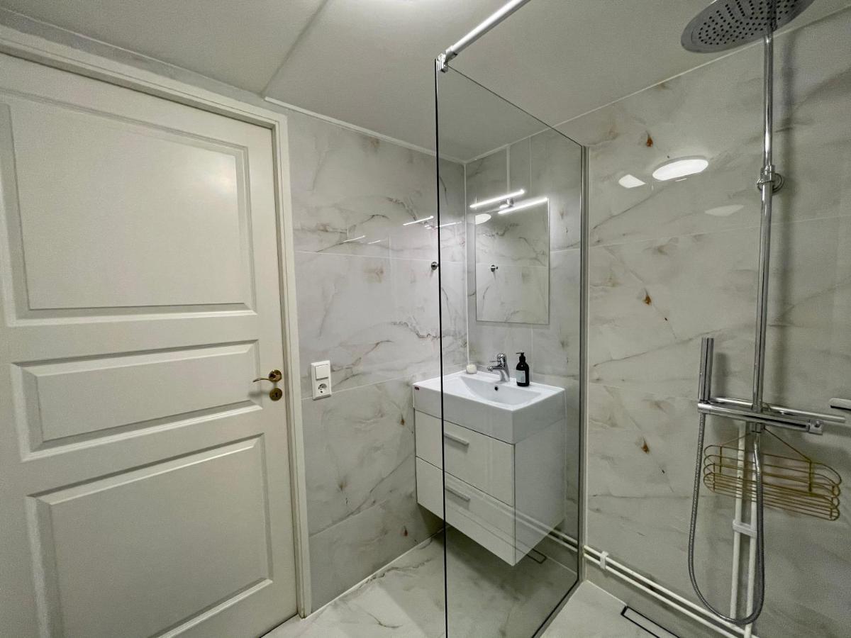 Vid Gekas Ullared Boende B&B エクステリア 写真