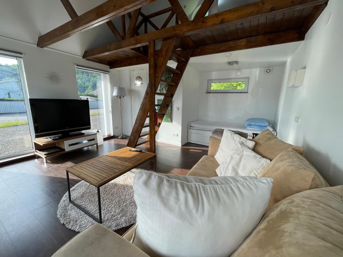 Vid Gekas Ullared Boende B&B エクステリア 写真