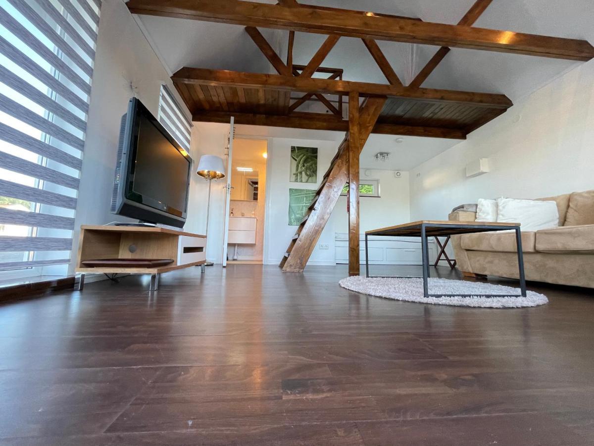 Vid Gekas Ullared Boende B&B エクステリア 写真