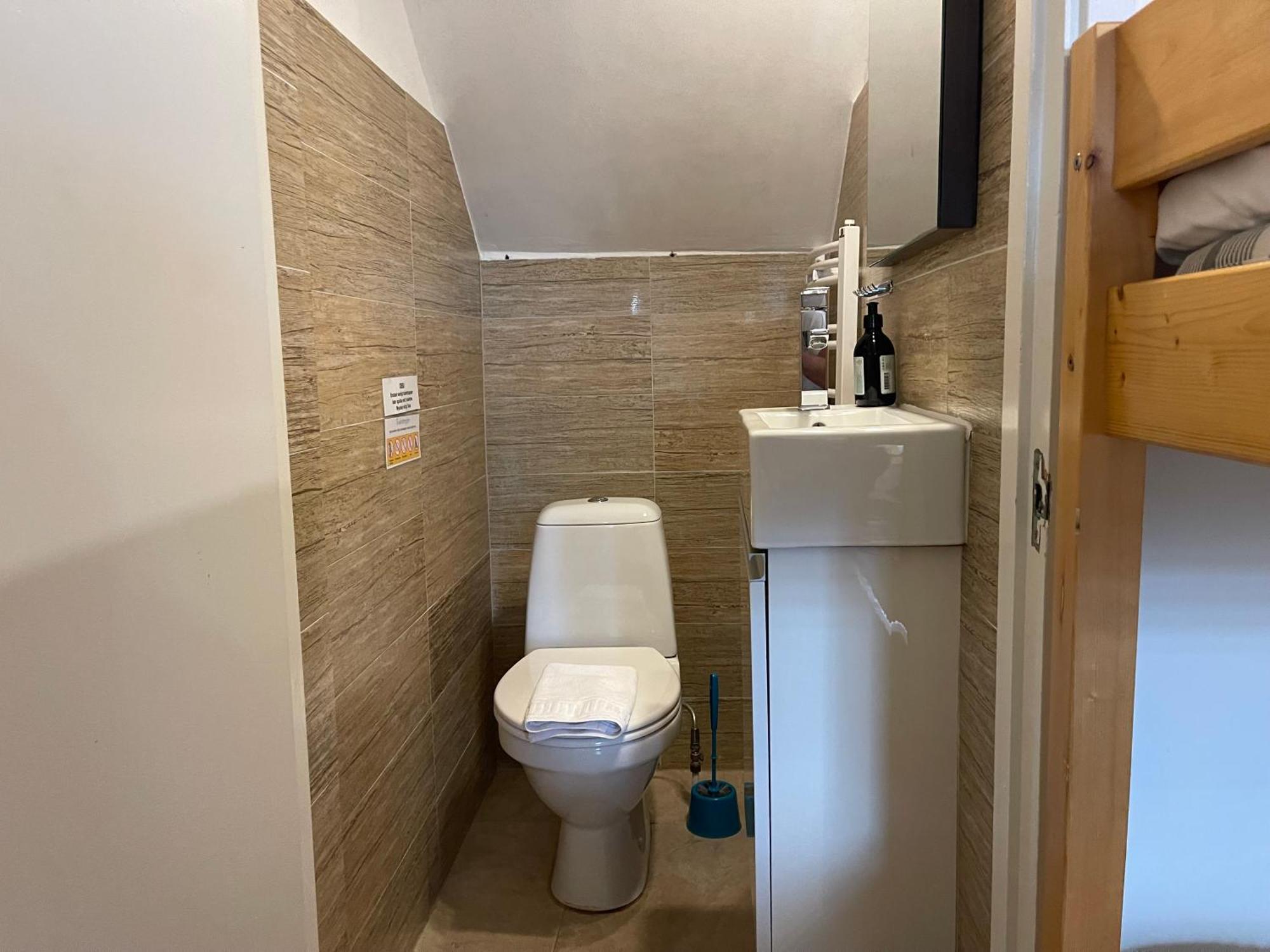 Vid Gekas Ullared Boende B&B エクステリア 写真