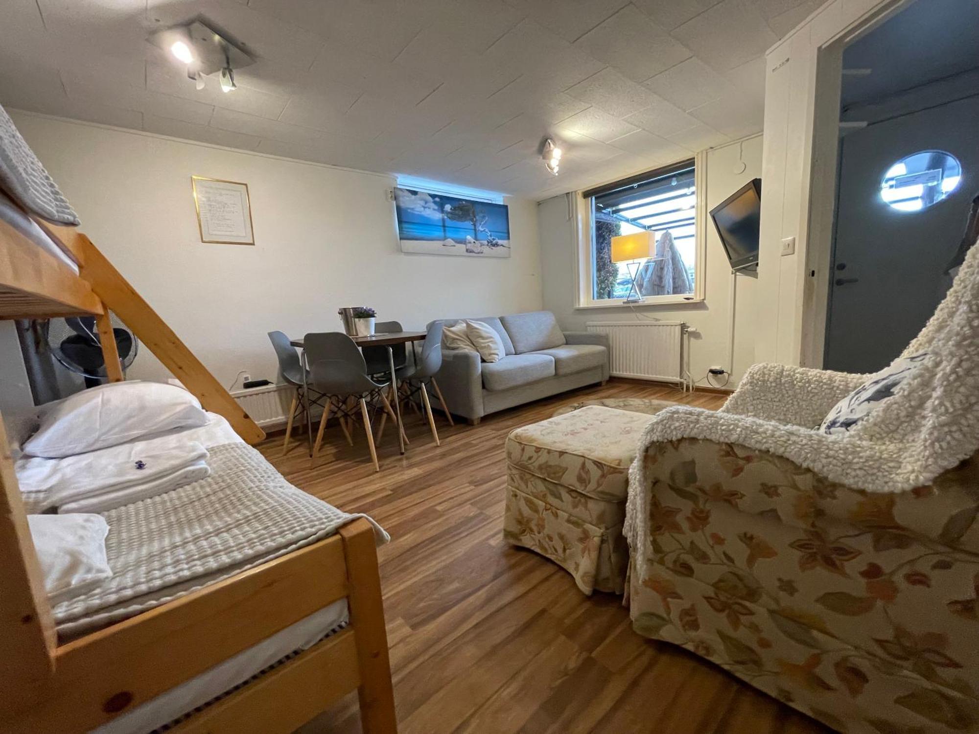 Vid Gekas Ullared Boende B&B エクステリア 写真
